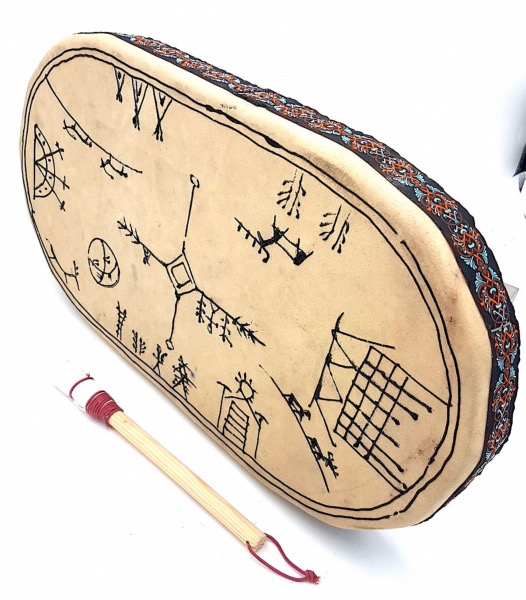 Tambour chamanique traditionnel des peuples du nord